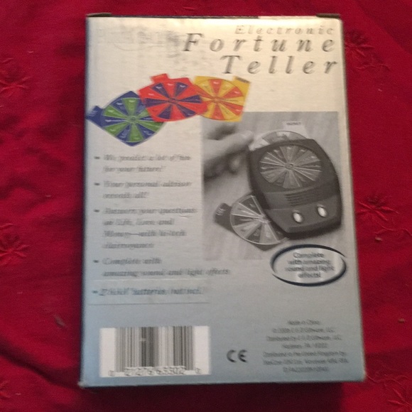 NIB Electronic Fortune Teller - Picture 2 of 3